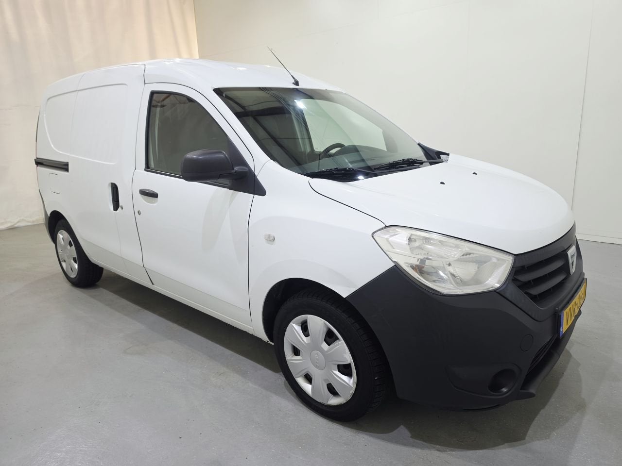 Dacia Dokker 1.6 Basic 61Kw Benzine (bj 2014), Auto diversen, Dacia, Overige carrosserieën, Renault Deutschland AG, Wit