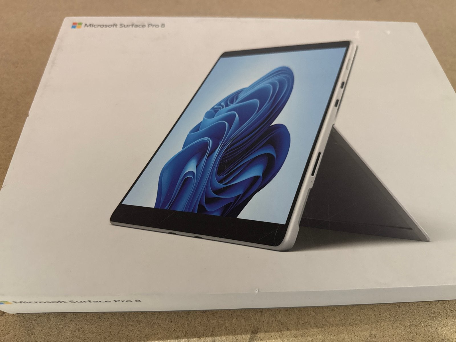 Microsoft Surface Pro 8 - i5 - 8GB RAM - 512GB SSD, Computers en Software, Windows Tablets, Ophalen, Zo goed als nieuw, 512 GB