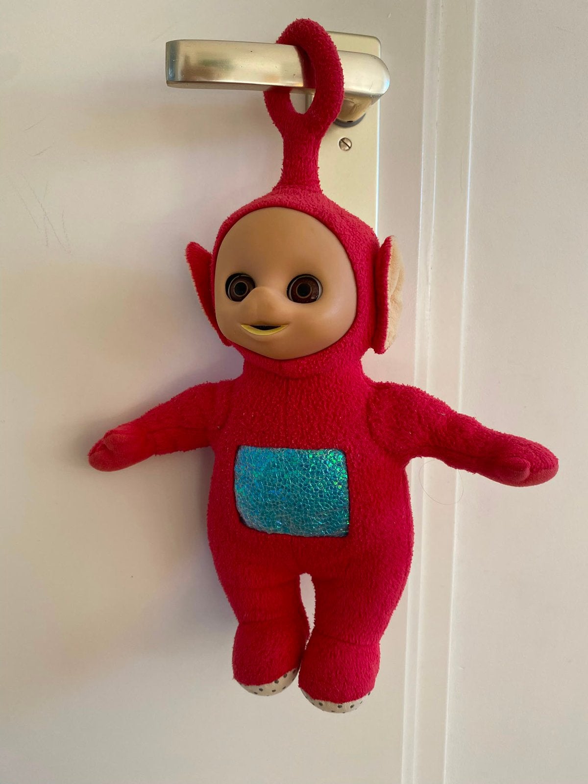 Gezocht Teletubbie Po 31 cm met slaap ogen, zonder geluid, Ophalen of Verzenden, Zo goed als nieuw, Overige typen