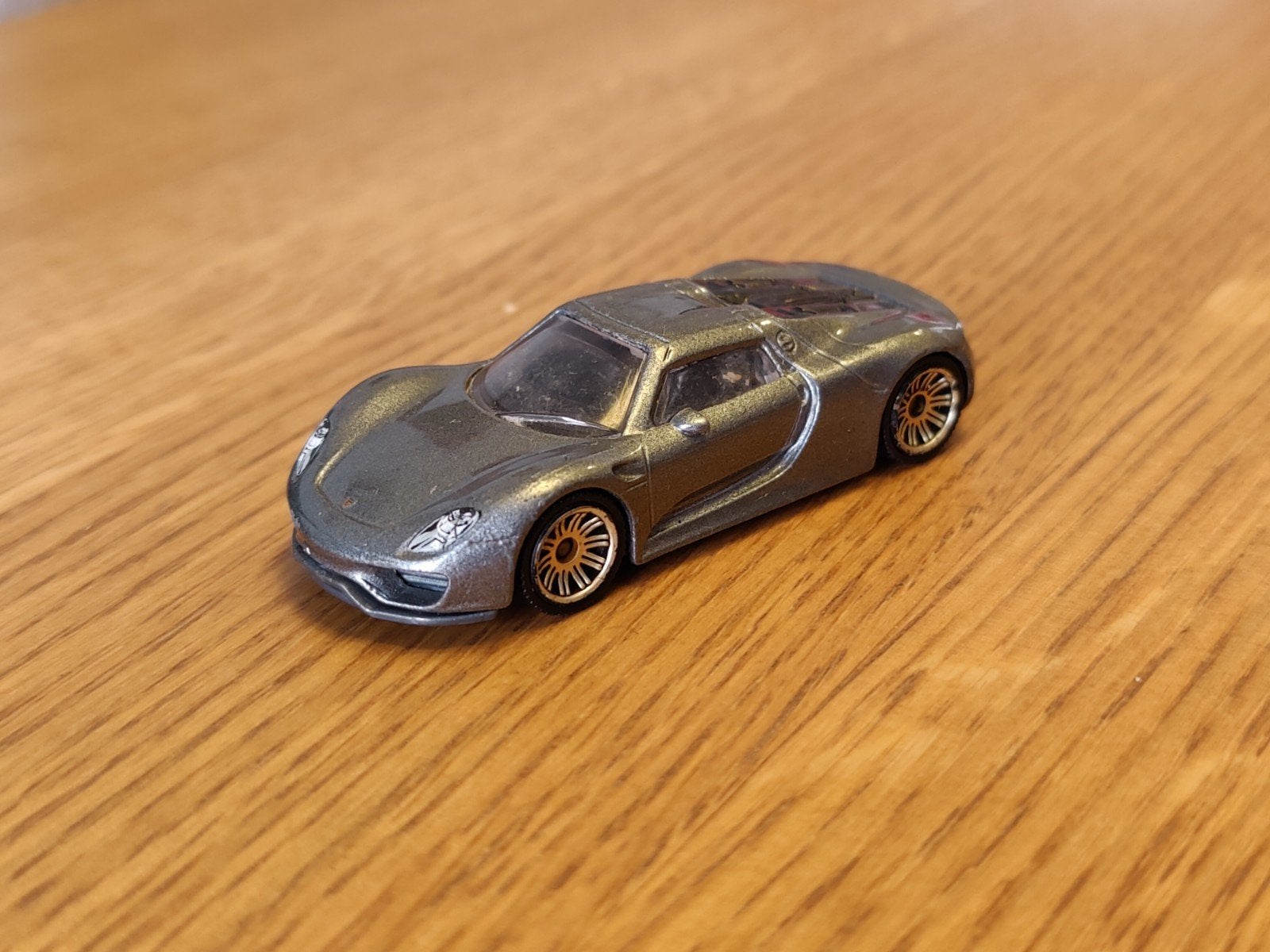 Matchbox Porsche 918 Spyder GRIJS, Ophalen of Verzenden, Zo goed als nieuw, Auto