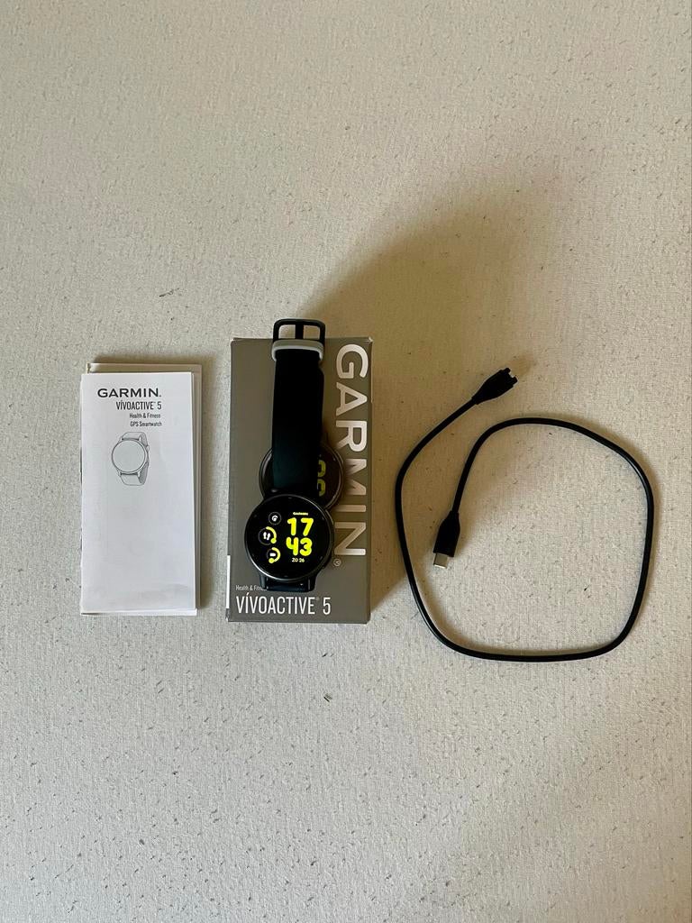 Garmin Vivoactive 5 met oplader - Perfecte staat, Zwart, Ophalen of Verzenden, Zo goed als nieuw, Waterdicht
