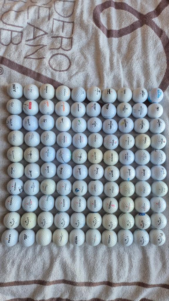 Te koop 100 nette schone witte golfballen., Sport en Fitness, Golf, Ophalen of Verzenden, Gebruikt, Bal(len)