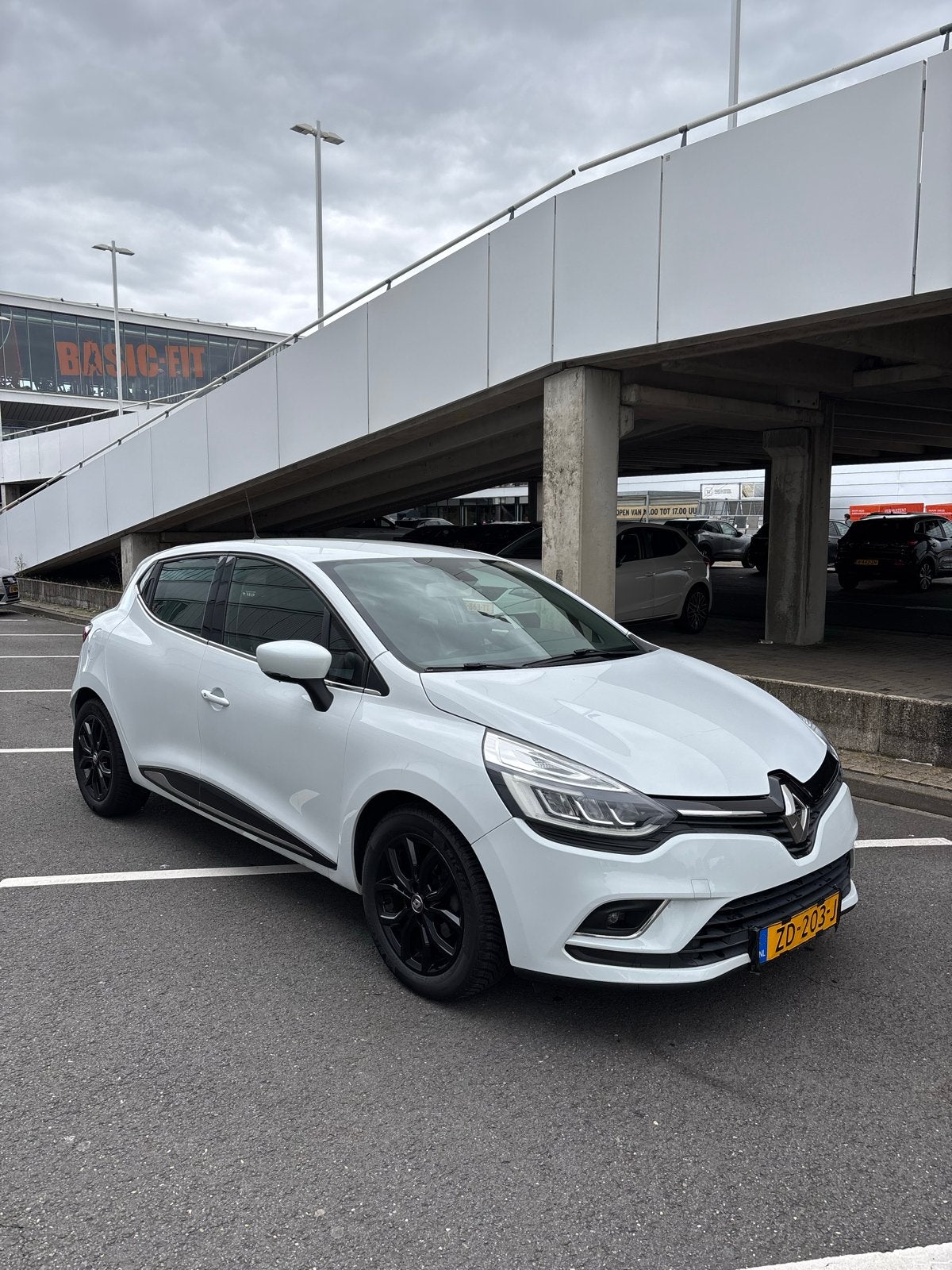 Renault Clio Energy TCe 90pk Ecoleader S&S 2019 Wit, Voorwielaandrijving, 898 cc, 580 kg, Origineel Nederlands
