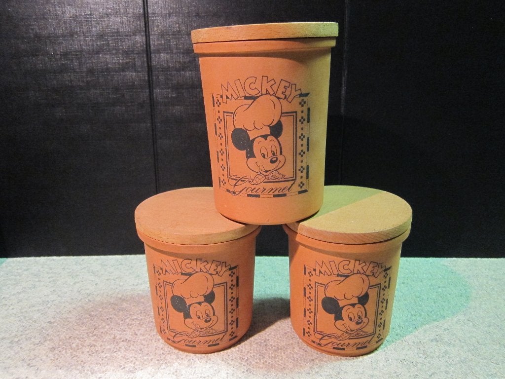 Set van 3 Mickey Mouse Gourmet terracotta potten disneyland, Verzamelen, Disney, Zo goed als nieuw, Servies, Mickey Mouse, Ophalen of Verzenden