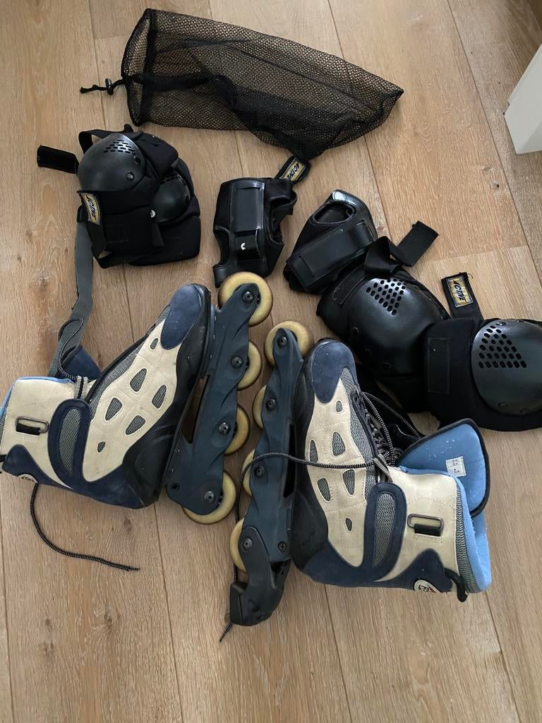 Skeelers maat 42 met beschermerset, Sport en Fitness, Skeelers, Gebruikt, Kinderen, Inline skates 4 wielen, Ophalen