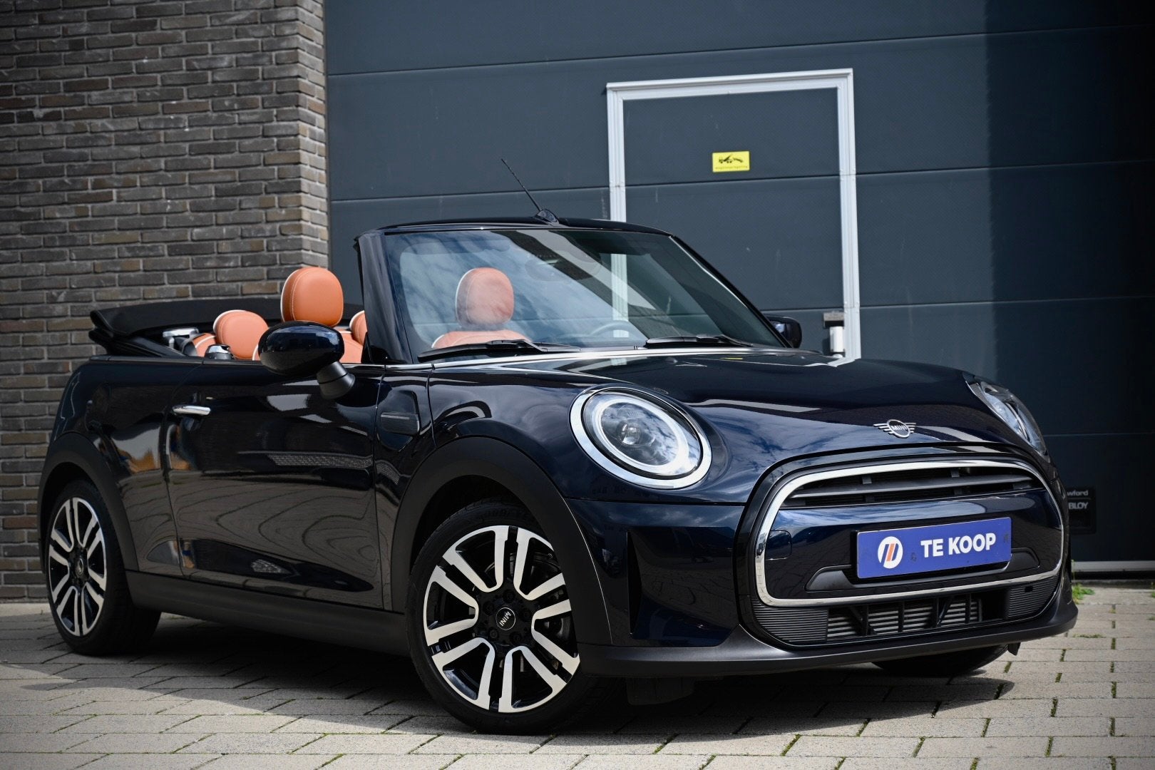 MINI Cabrio 1.5 Cooper MINI Yours Cabrio | 8.800 KM | 1E EIG, Auto's, 136 pk, Euro 6, Cabriolet, Leder