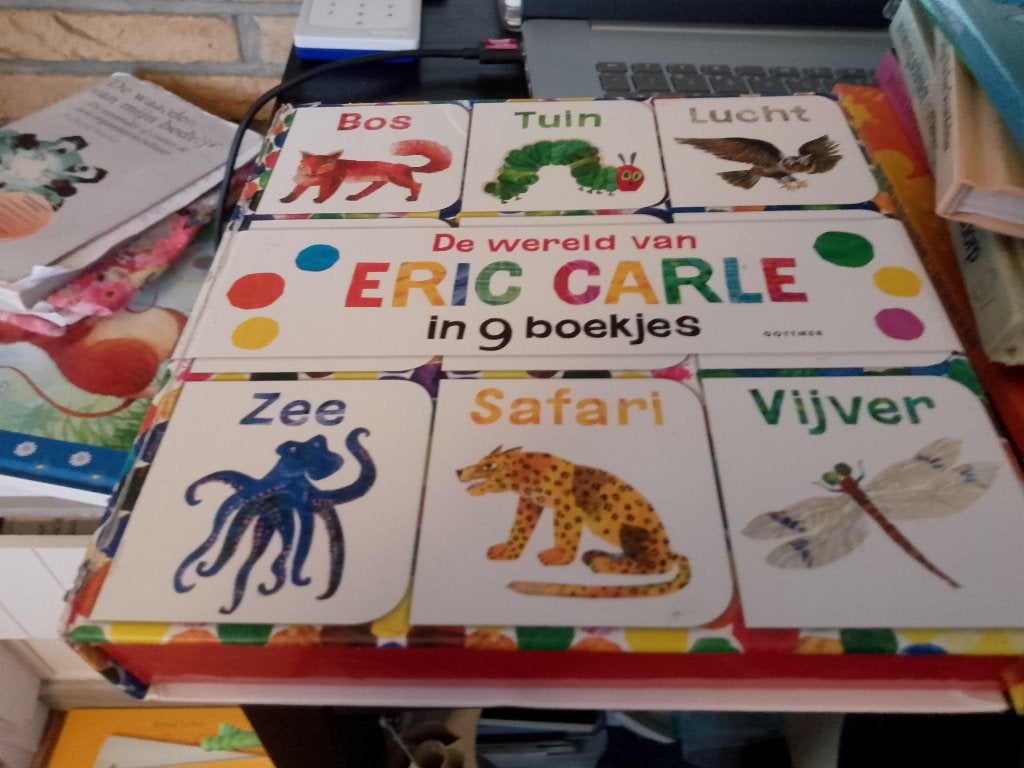 9 x boek de wereld van eric carle in 9 boekjes, Ophalen, Gelezen