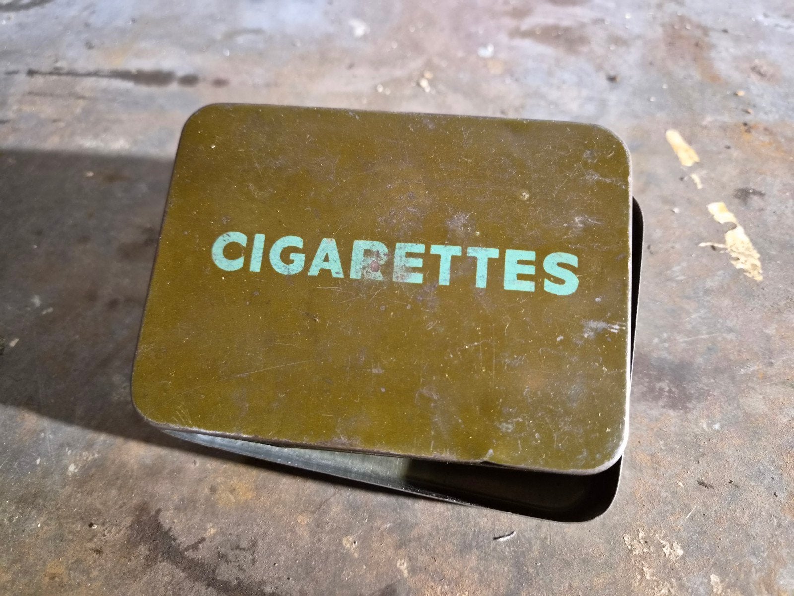 WW2 Britse Cigarettes tin blikje, Ophalen of Verzenden, Landmacht, Engeland, Overige typen