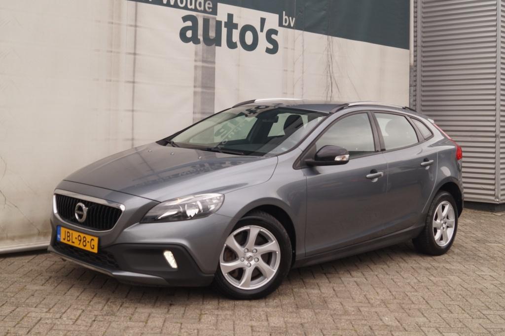 Volvo V40 Cross Country 2.0 D2 120pk Kinetic -NAVI-PDC-AIRCO, Voorwielaandrijving, Stof, Gebruikt, Euro 6