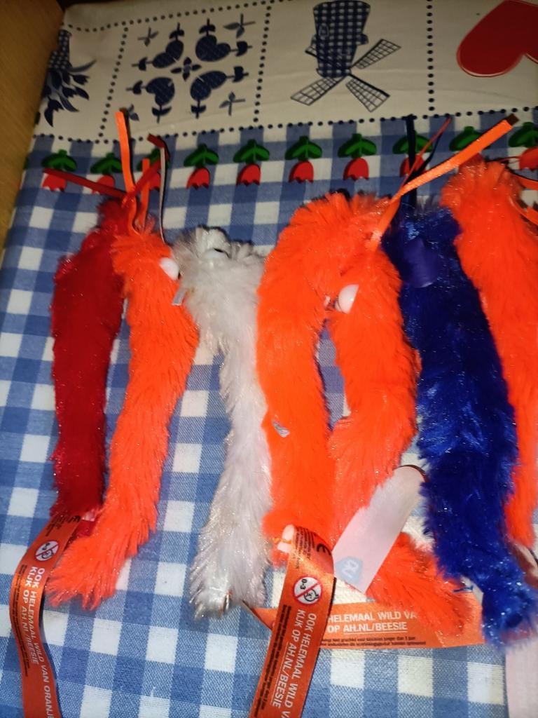 11 beesies beesie. Katten zijn er dol op, Ophalen of Verzenden