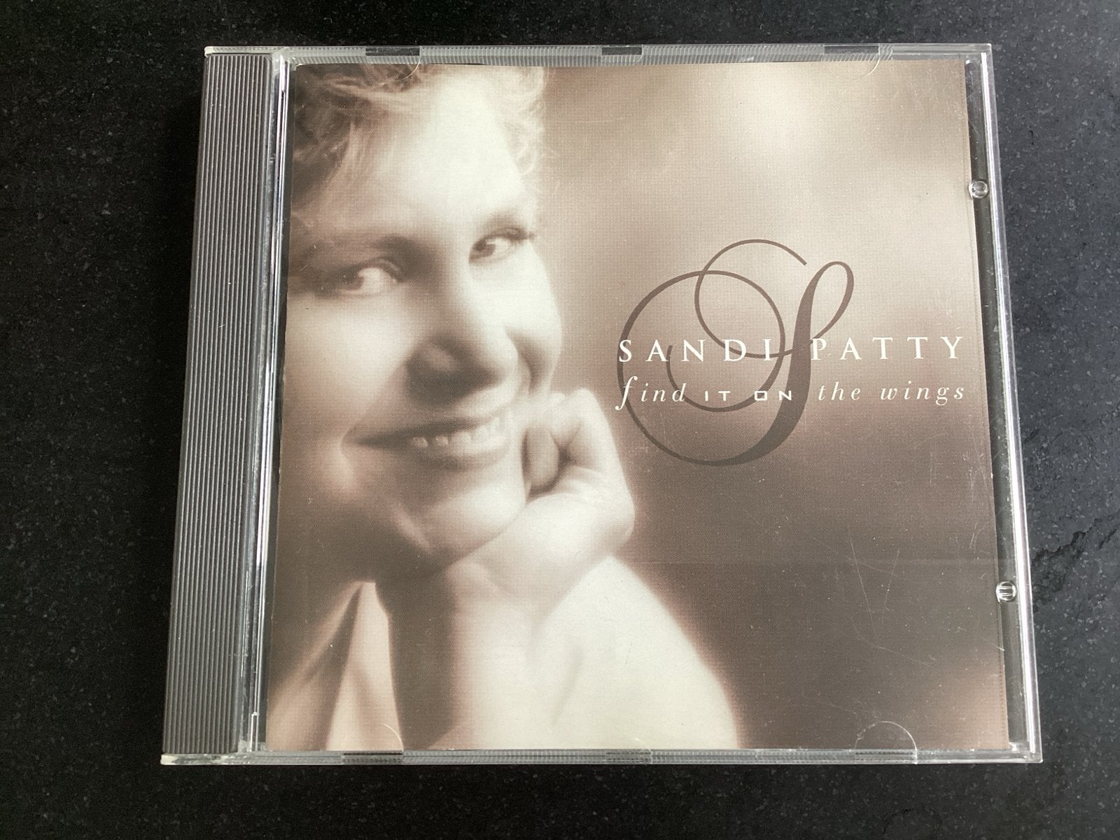 Sandi Patty - Find It On The Wings CD (1994), Ophalen of Verzenden, Gebruikt, Album, Inclusief doosje