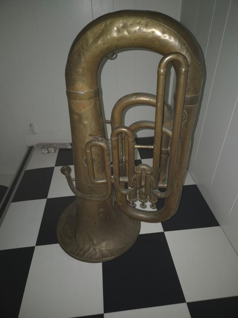 Antieke koperen tuba Hawkes & Son, Muziek en Instrumenten, Ophalen, Gebruikt