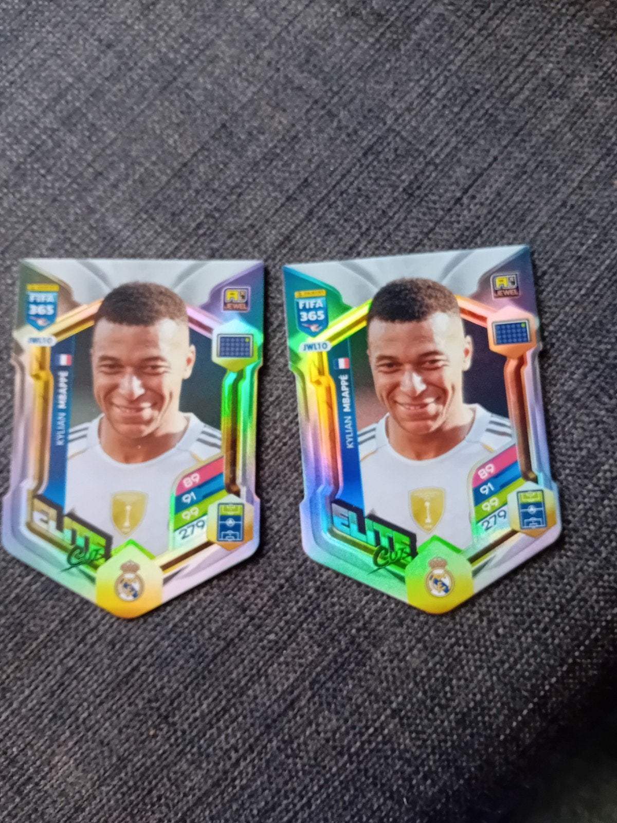 2x Kylian Mbappé FIFA 365 Adrenalyn XL Elite Club 2026, Ophalen of Verzenden, Zo goed als nieuw, Buitenlandse clubs, Spelerskaart