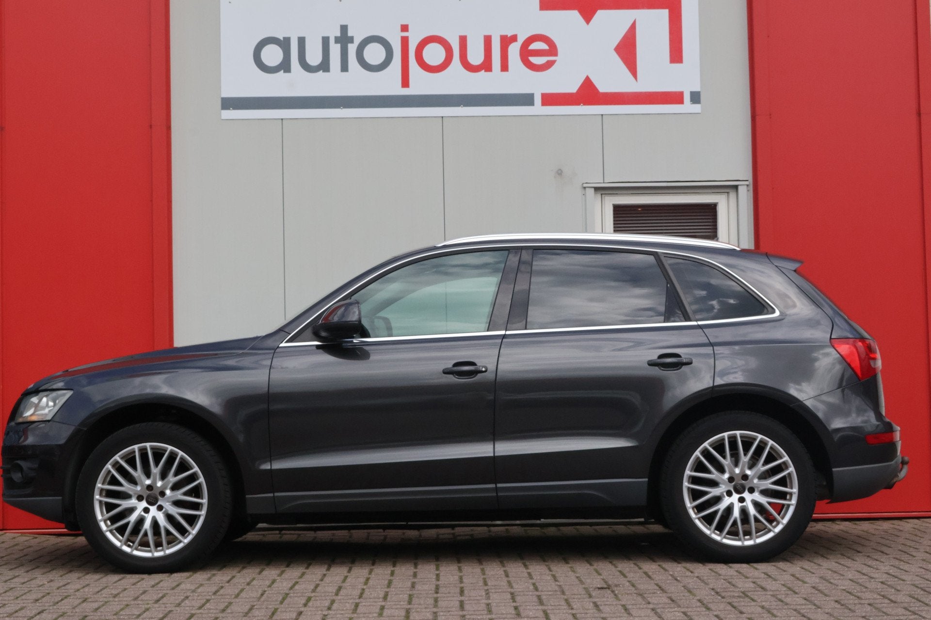 Audi Q5 2.0 TFSI Quattro (bj 2009, automaat), Auto's, Automaat, Gebruikt, Beige, 4 cilinders