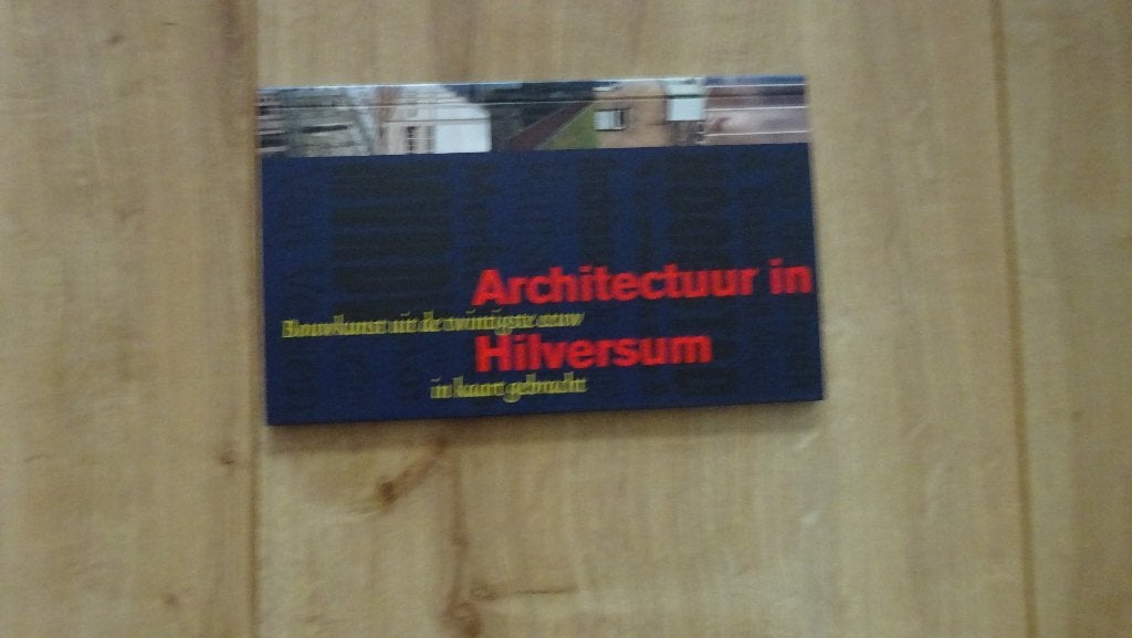 Architectuur in Hilversum 2000, Ophalen of Verzenden, Zo goed als nieuw