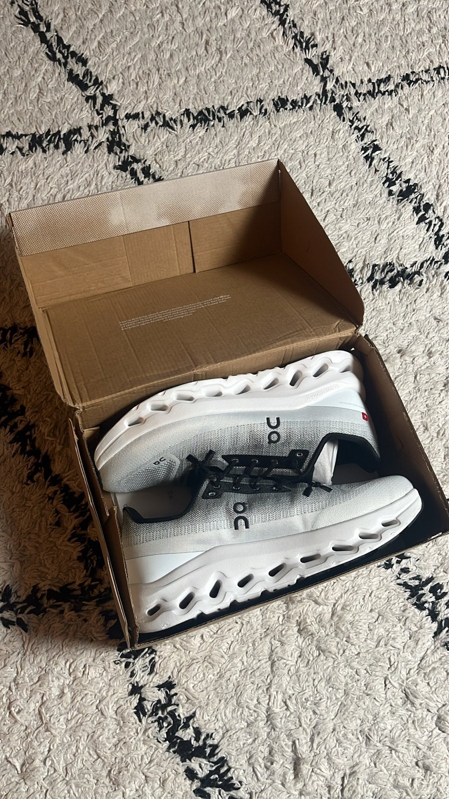On cloud schoenen, Kleding | Heren, Schoenen, Wit, Nieuw, Ophalen of Verzenden, Sneakers of Gympen