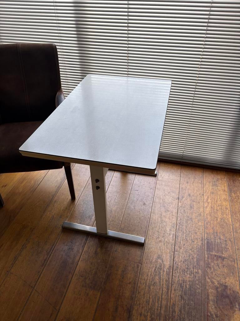 Uitschuifbare keukentafel met formica blad, Huis en Inrichting, Tafels | Eettafels, Ophalen, Gebruikt, Kunststof