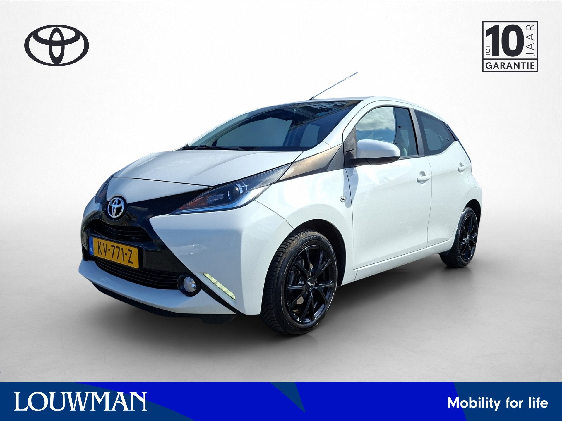 Toyota Aygo 1.0 VVT-i x-play | Airco | Geblindeerde achterru, Voorwielaandrijving, 12 maanden, Stof, Gebruikt