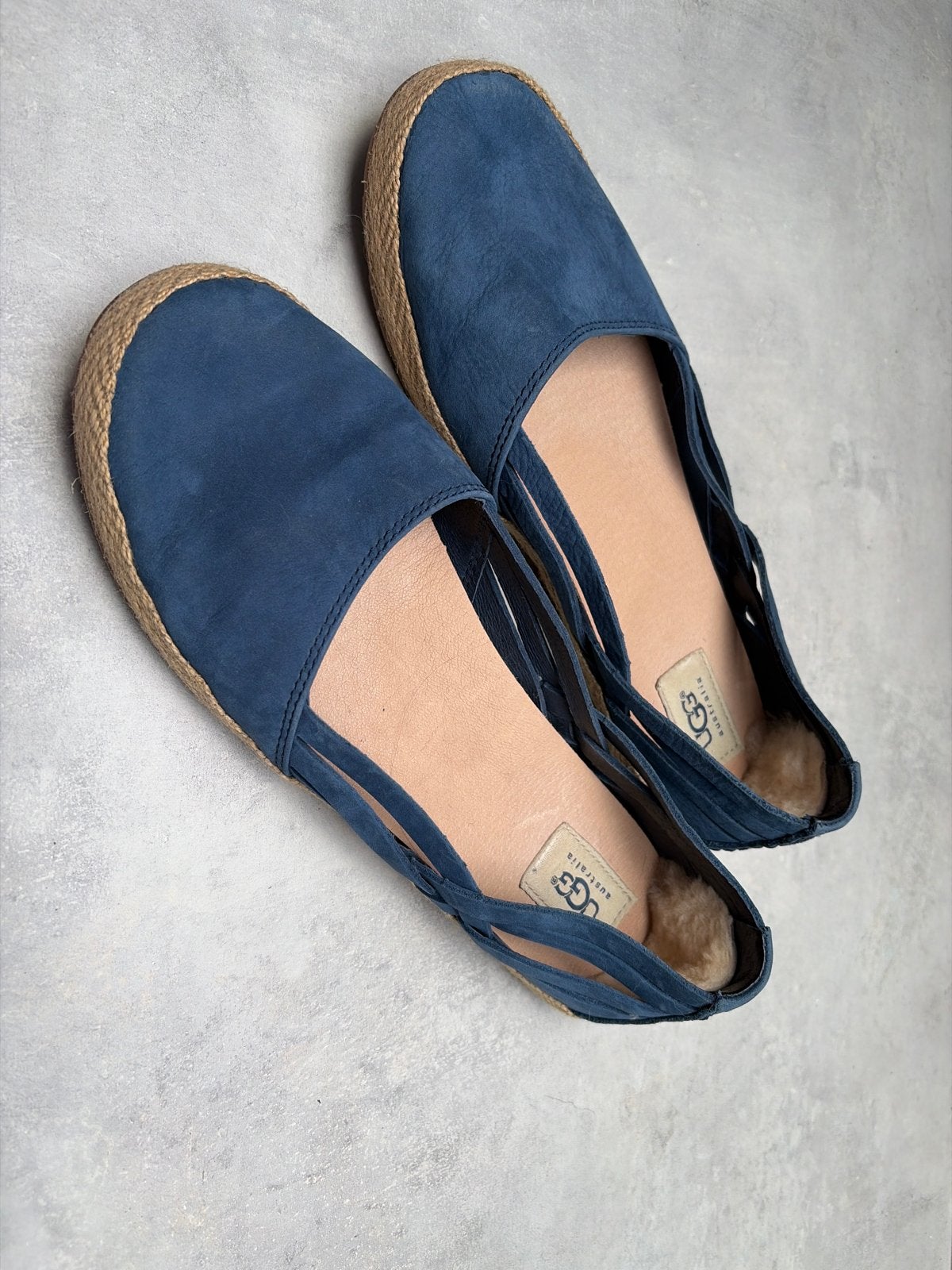 Uggs Instappers  maat 41, Blauw, Instappers, Ophalen of Verzenden, Zo goed als nieuw