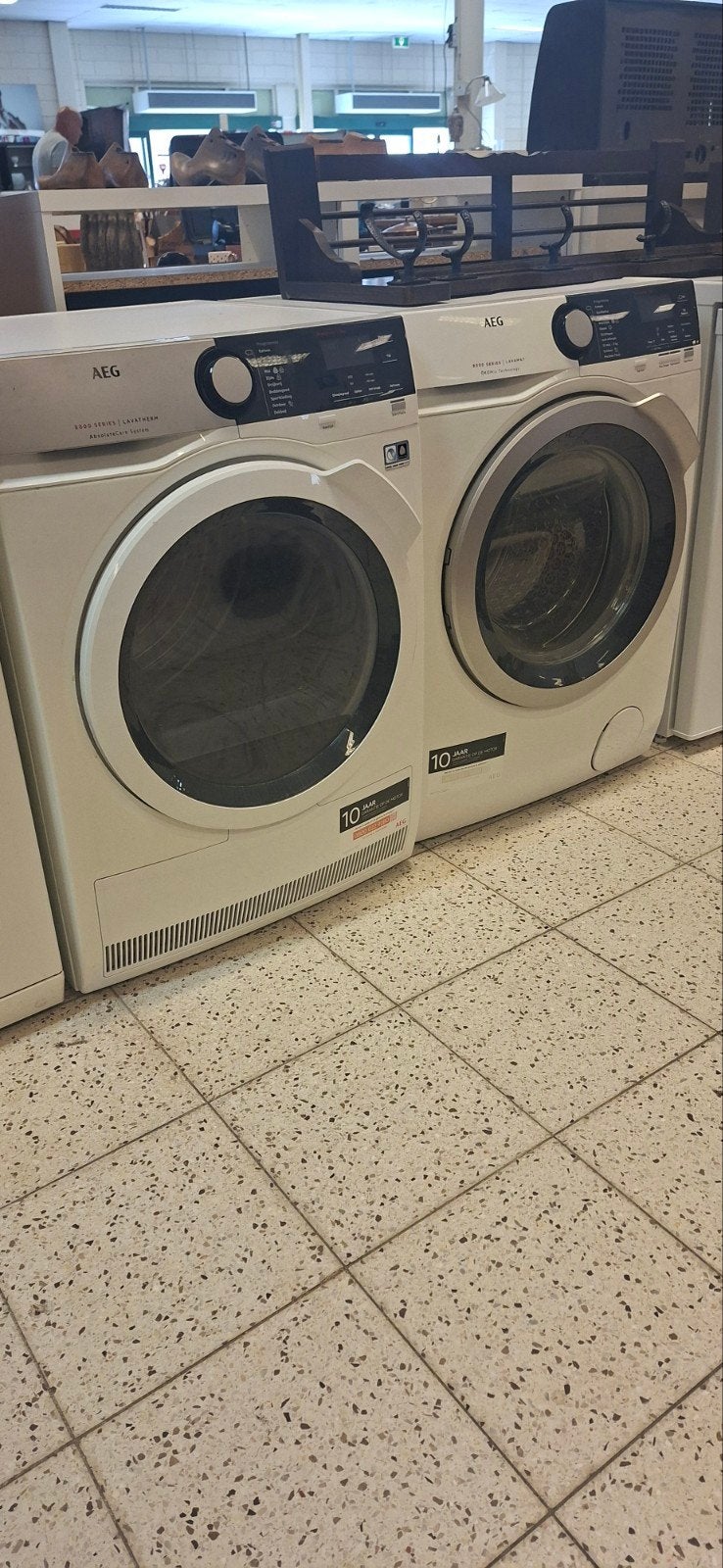 AEG Wasmachine en Wasdroger Set - 8000 Serie, Ophalen