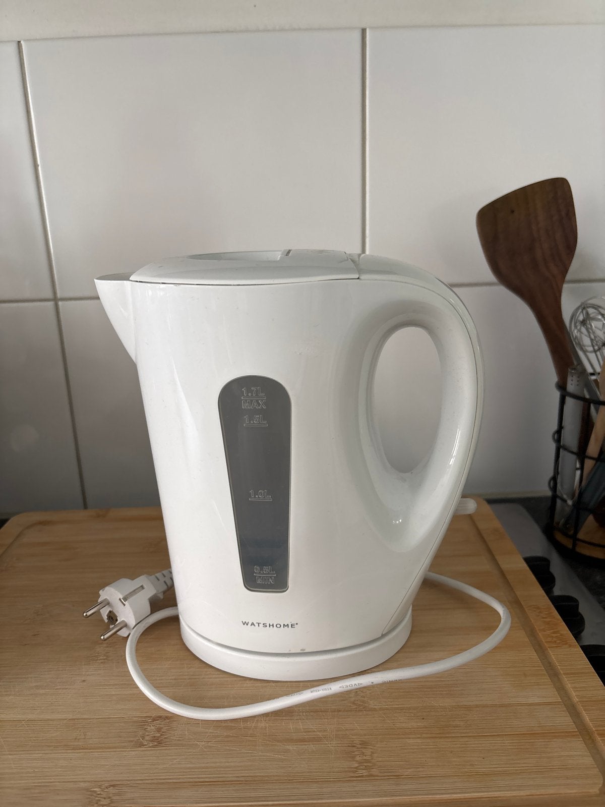 Kattle / white, Witgoed en Apparatuur, Waterkokers, 1 tot 2 liter, Ophalen, Gebruikt, Draadloos