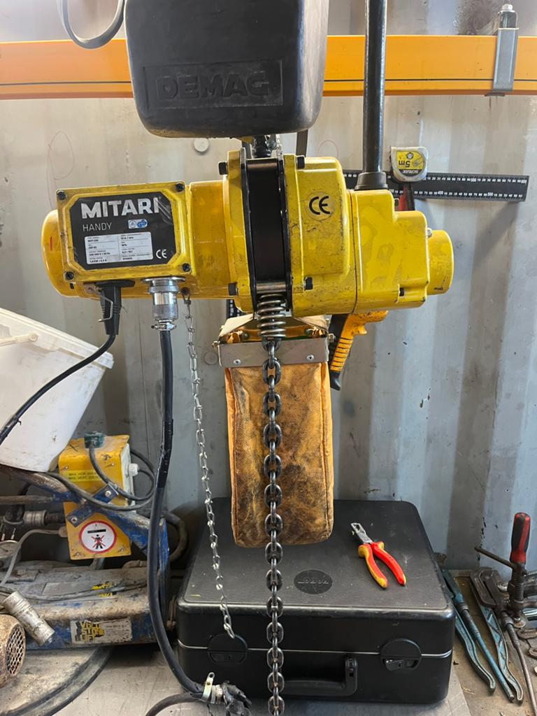 Mitari Handy MHT-250 Elektrische Takel - 250 kg, Doe-het-zelf en Verbouw, Lieren en Takels, Ophalen of Verzenden, Gebruikt, Elektrisch