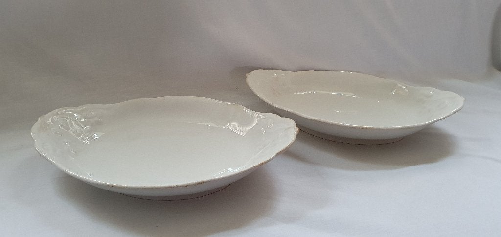 2 Witte schalen Petrus Regout, Ophalen of Verzenden