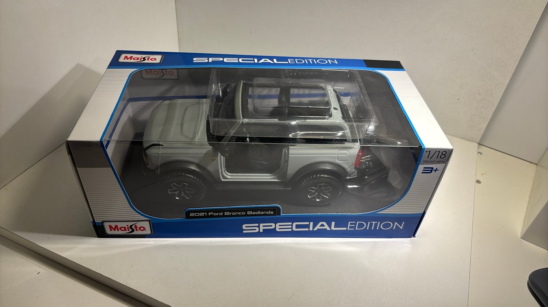 Ford bronco badlands grey maisto 1.18, Maisto, Ophalen of Verzenden, A, A