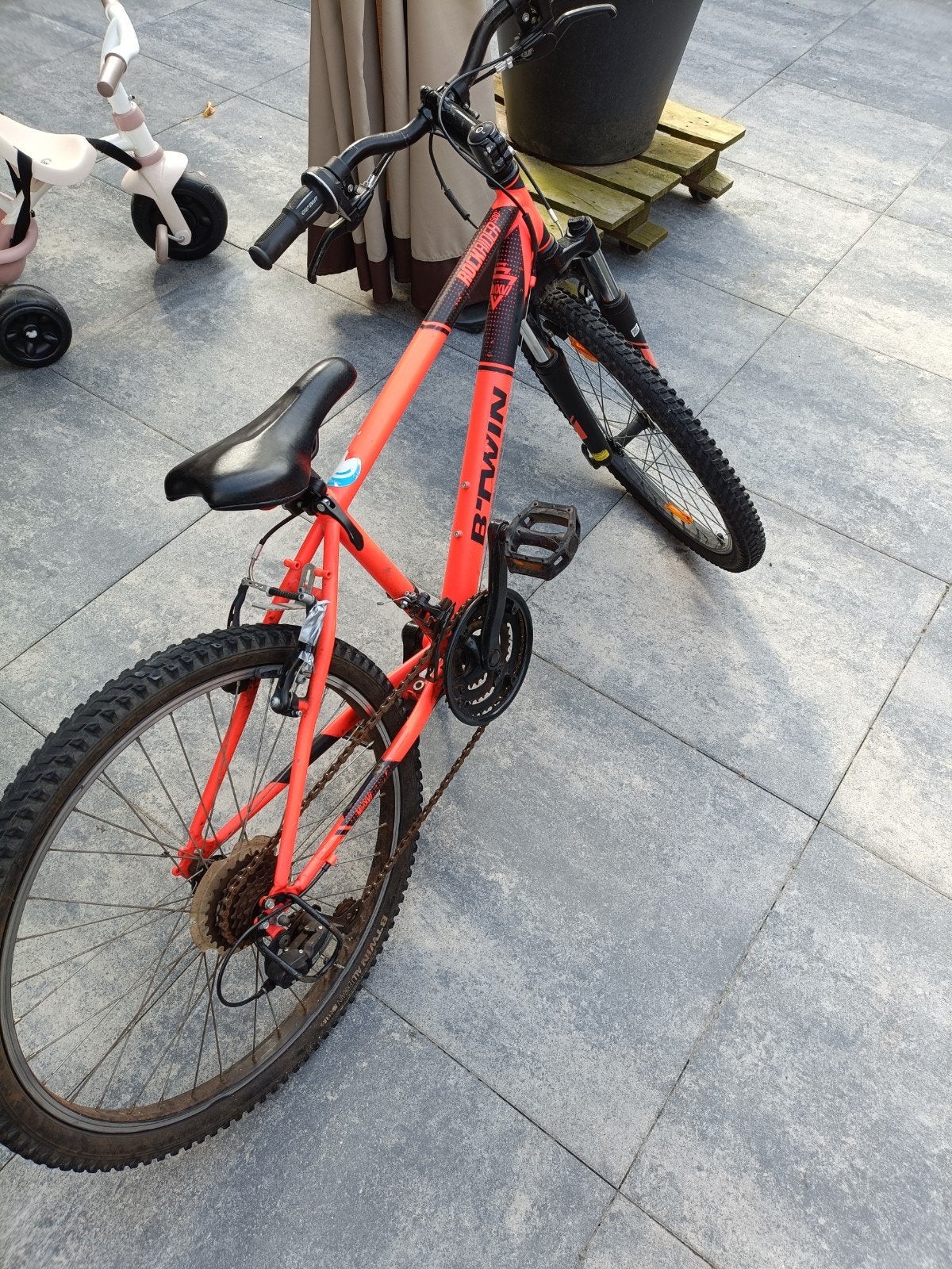 B'TWIN Rockrider 340 mountainbike - Oranje, Gebruikt, Velgrem, Minder dan 49 cm, Meer dan 20 versnellingen