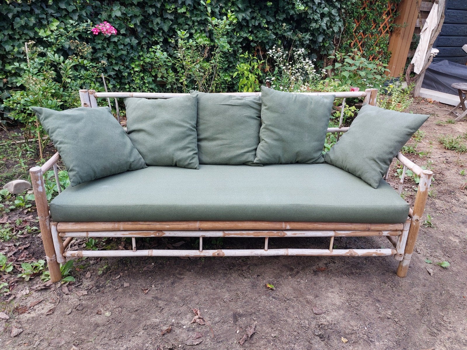 Bamboe loungeset met groene kussens, Tuin en Terras, Tuinsets en Loungesets, Ophalen, Overige materialen, Gebruikt, Bank