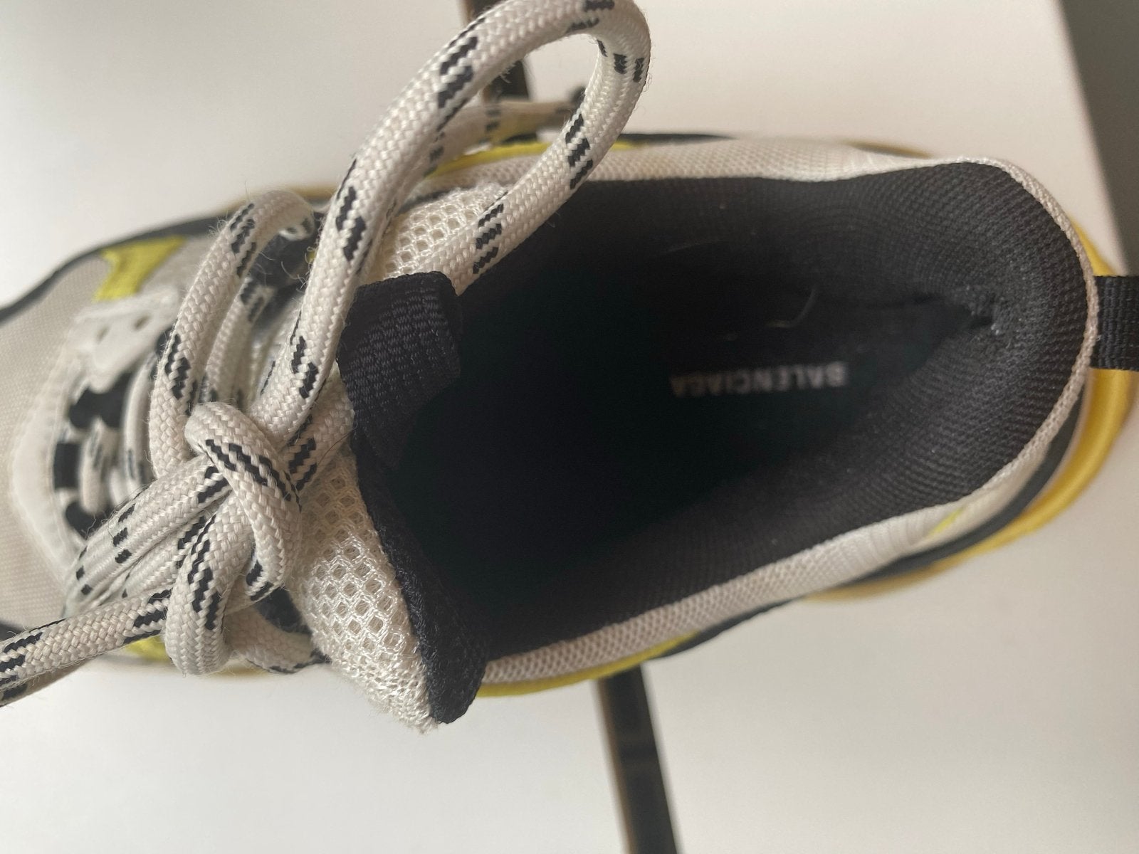 Balenciaga Triple S Sneakers Maat 39, Kleding | Dames, Schoenen, Ophalen of Verzenden, Gedragen, Wit, Sneakers of Gympen