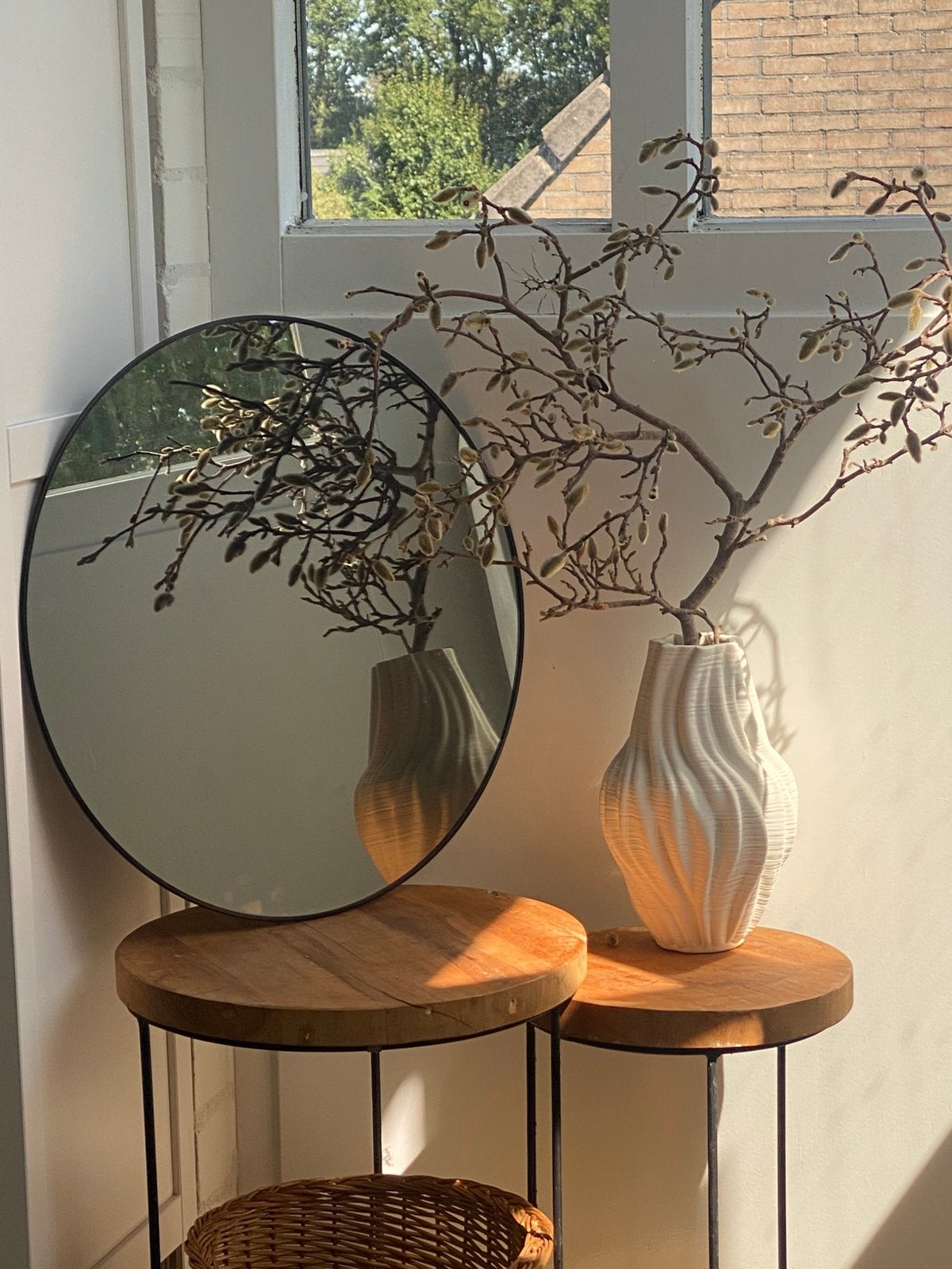 Ronde spiegel 50 cm – zwarte rand, Ophalen, Minder dan 50 cm, Rond, Zo goed als nieuw