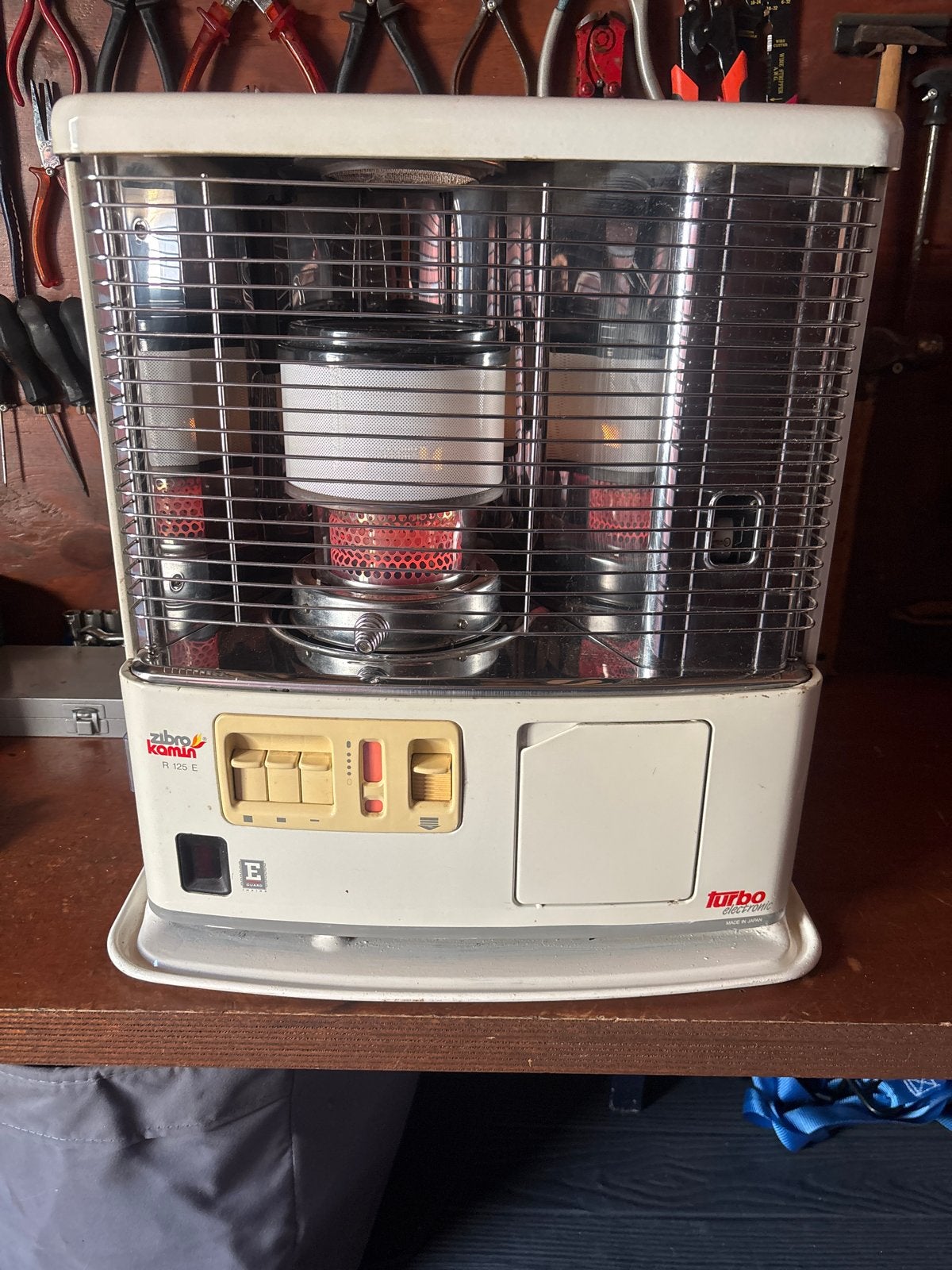 Zibro Kamin R 125 E Petroleumkachel / Oliekachel, Huis en Inrichting, Ophalen, Gebruikt, Overige brandstoffen, Petroleumkachel
