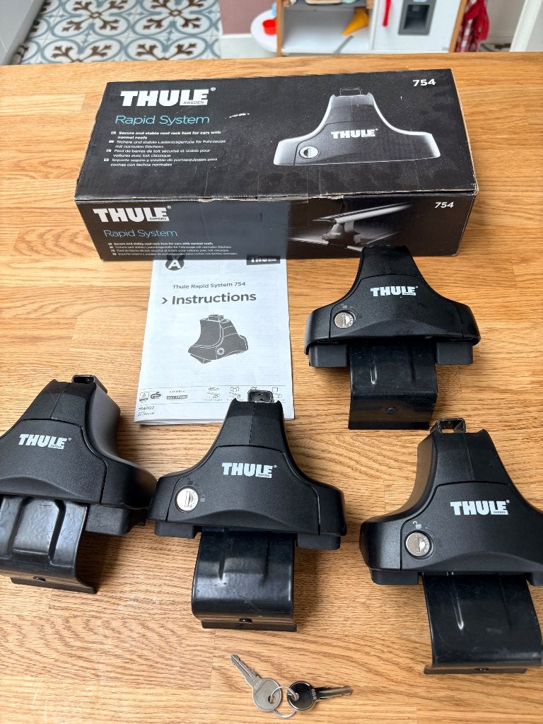 Set Dakdragervoeten: Thule rapid systeem 754 incl kit 1769, Auto diversen, Dakdragers, Ophalen, Zo goed als nieuw