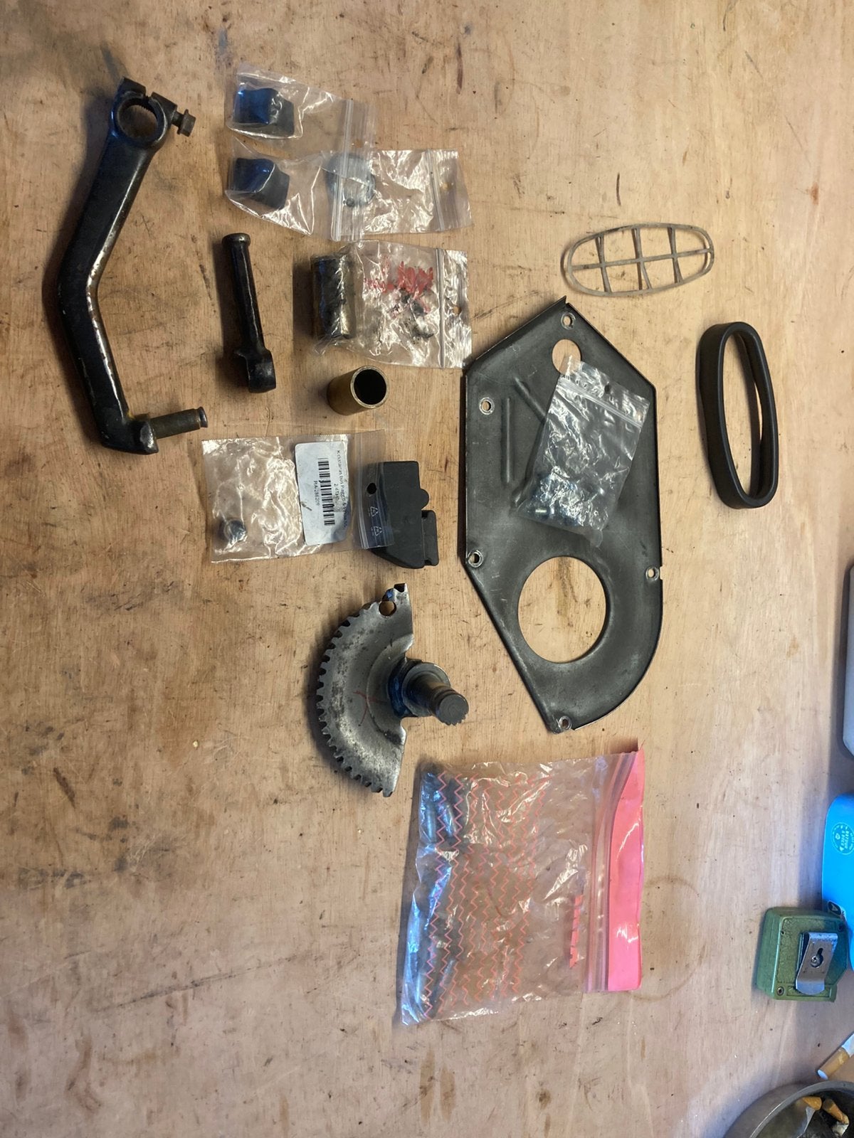 carterkap onderdelen binnenwerk piaggio 50cc 125cc 180cc, Ophalen of Verzenden
