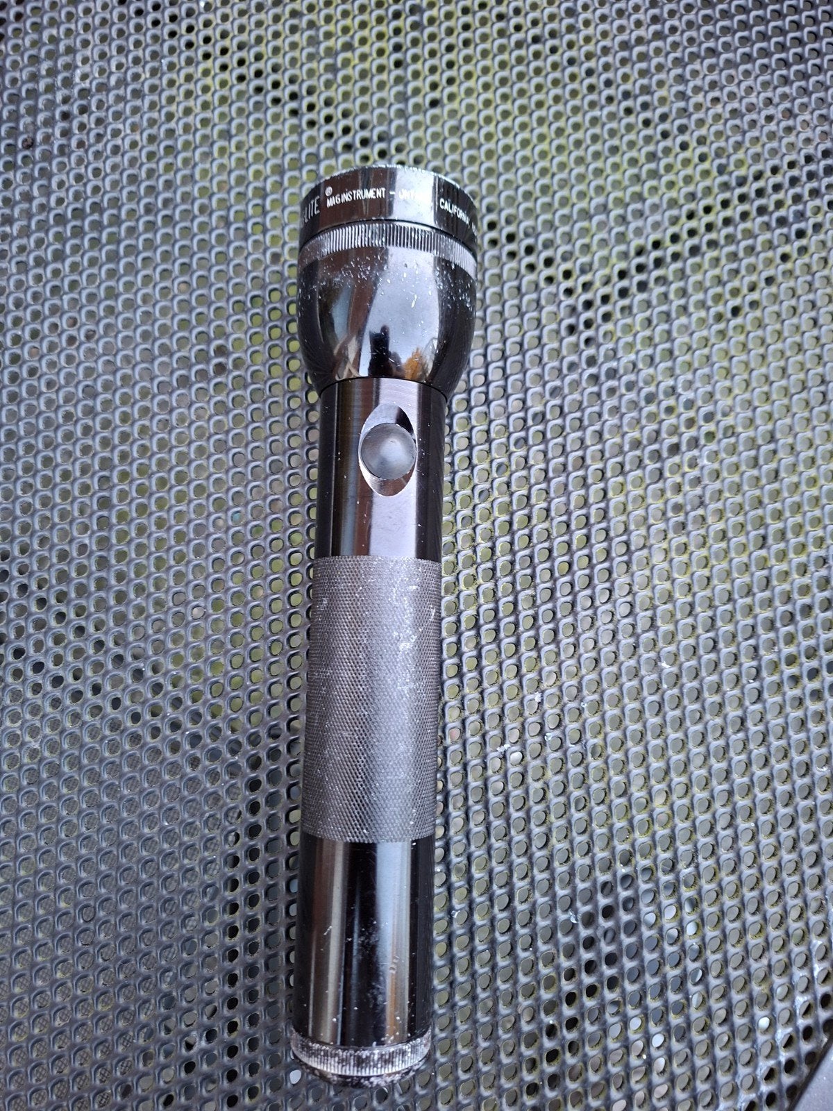 Maglite 2D Zwart | Gereviseerd | Originele lamp (2), Ophalen of Verzenden, Gebruikt, Batterij