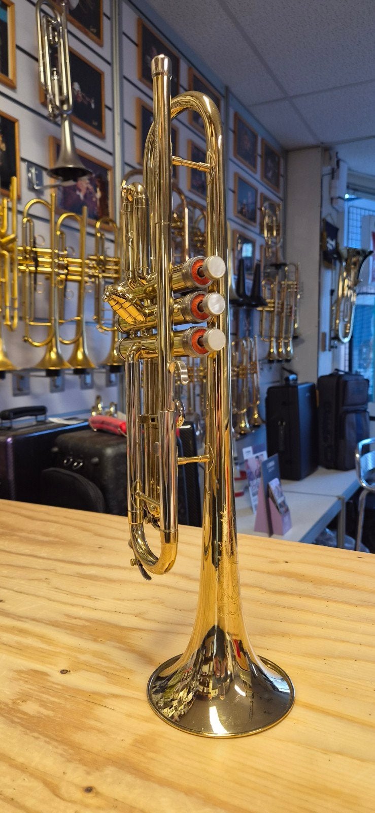 Conn Director Bb trompet, Muziek en Instrumenten, Ophalen of Verzenden, Gebruikt, Bes-trompet, Met koffer