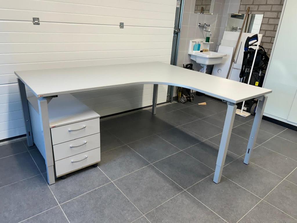 Hoekbureau met ladenblok - 160x180 cm - Goede staat, Ophalen of Verzenden, Gebruikt