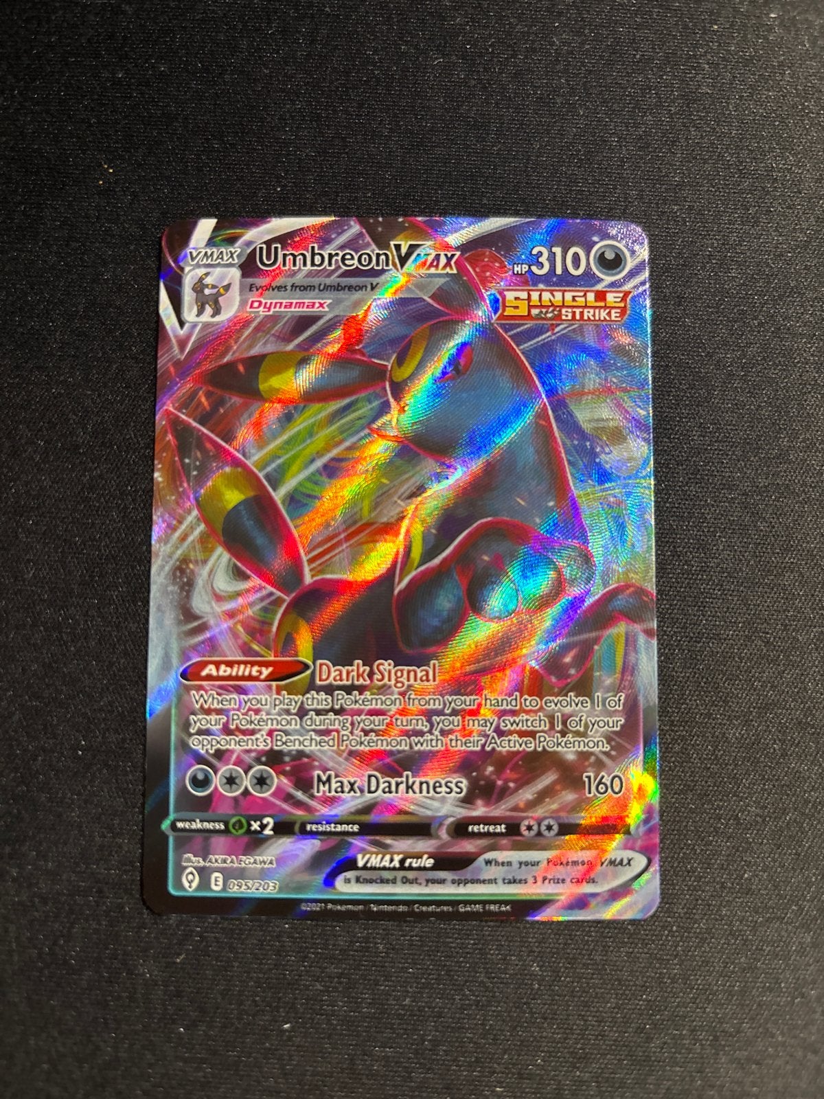 Umbreon VMAX 095/203 | NM | Evolving Skies, Ophalen of Verzenden, Zo goed als nieuw, Losse kaart, Foil