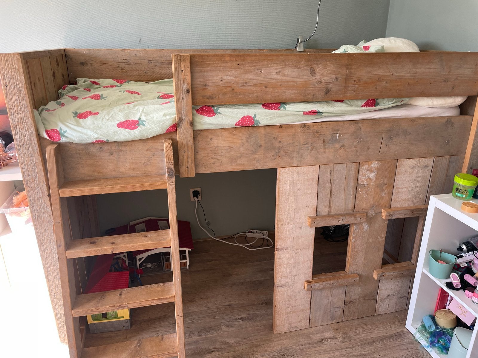 Stevig houten hoogslaper met speelruimte, Ophalen, Gebruikt, Eenpersoons, Minder dan 160 cm