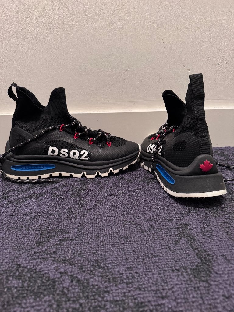 Dsquared2 sneakers - Zo goed als nieuw, Kleding | Heren, Ophalen, Dsquared2, Zwart, Sneakers of Gympen