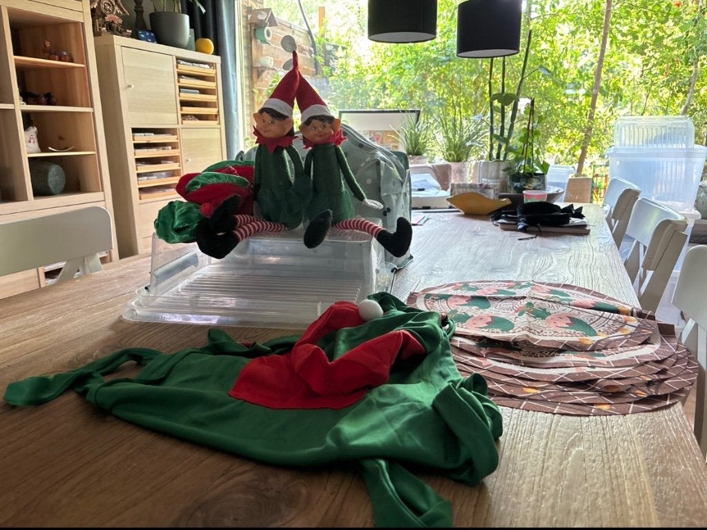 kerstelfjes – elfenpak – kerstpak – placemats., Ophalen of Verzenden, Zo goed als nieuw