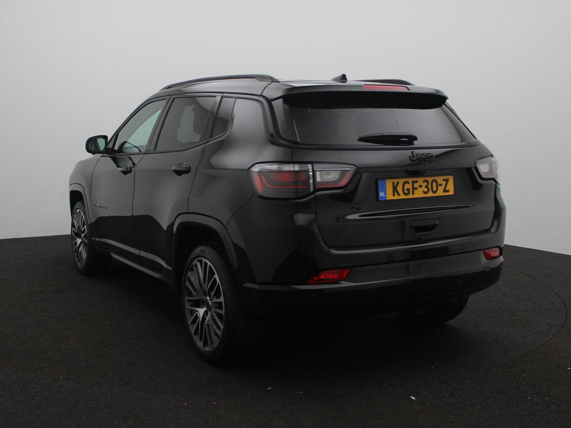 Jeep Compass 1.5T e-Hybrid Upland | Navigatie | Leder | Came, 12 maanden, Gebruikt, Euro 6, 4 cilinders