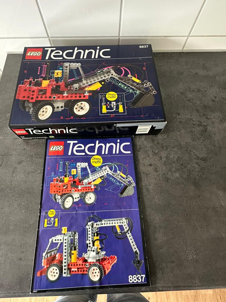 Lego set 8837 Technic Pneumatische graafmachine, Ophalen, Zo goed als nieuw