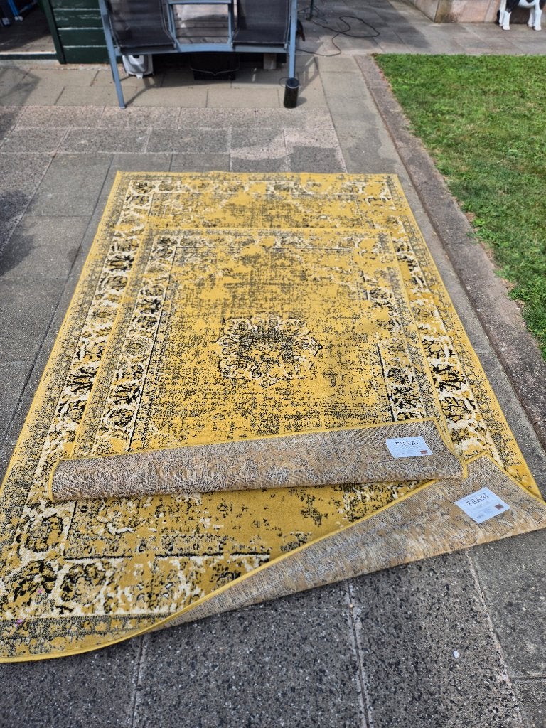 2 zgan geel/goud Fraai floerkleed tapijten + meer brocante., Ophalen of Verzenden