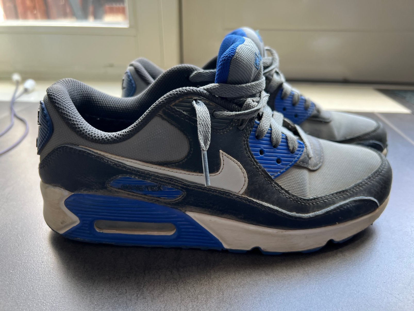 Nike Air Max 90 goretex maat 41 (FD5810-003), Kleding | Heren, Overige kleuren, Ophalen of Verzenden, Sneakers of Gympen, Zo goed als nieuw