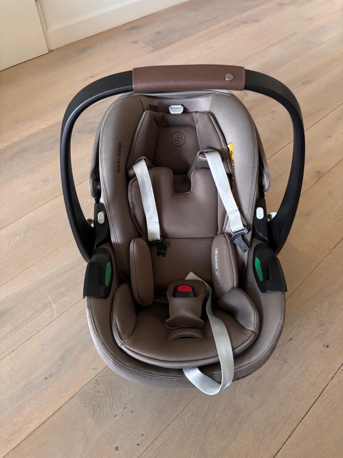 Maxi-Cosi Pebble 360 Pro autostoel -  Zo goed als nieuw, Ophalen, Autogordel of Isofix, Zijbescherming, Zo goed als nieuw