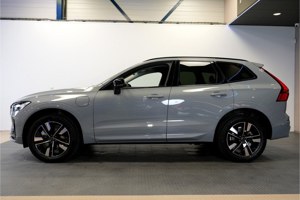 Volvo XC60 2.0 T8 AWD 335kW/456pk Aut8 Plug-in hybrid Plus D, Automaat, Euro 6, 4 cilinders, 1969 cc