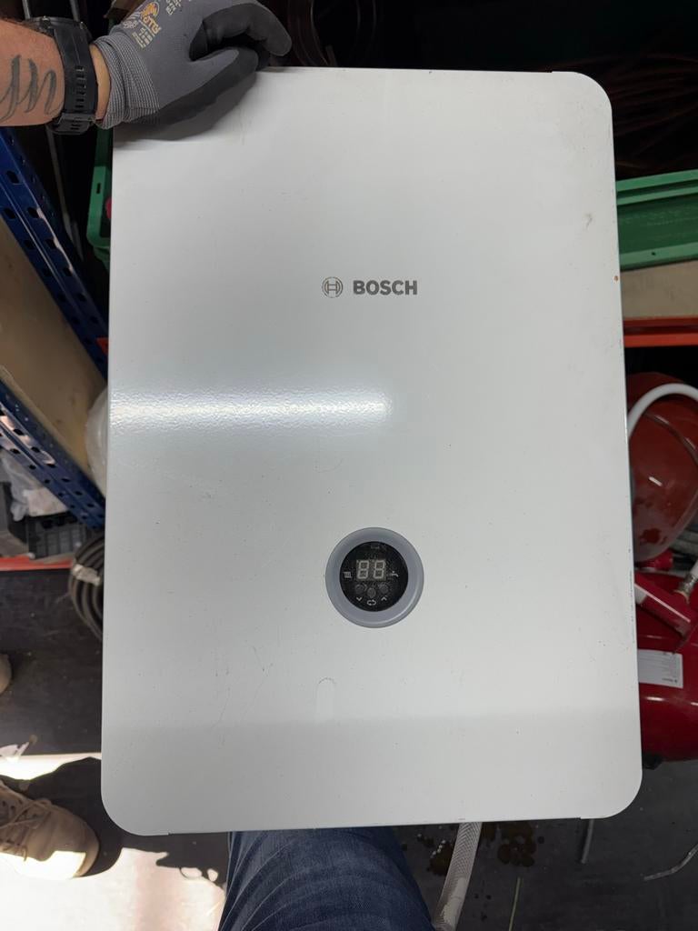 3x Bosch Tronic Heat 3500 - 24 Elektrische Boiler, Ophalen, Gebruikt, Boiler, Minder dan 20 liter