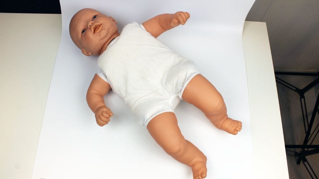 Famosa animatronic babypop jongen, Kinderen en Baby's, Ophalen of Verzenden, Gebruikt, Babypop